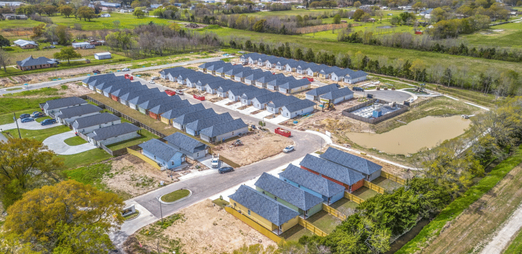 the-crest-homes-duson-la-building-photo (3)